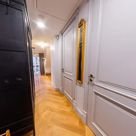 Buergermeistri Majutus Korter *