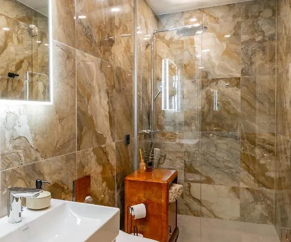 Buergermeistri Majutus * Hapsal